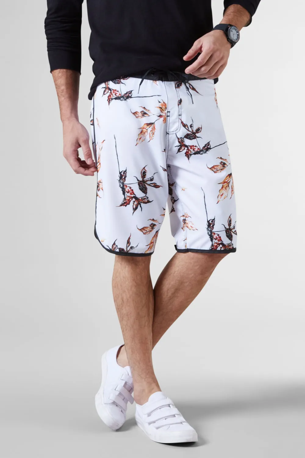 BERMUDA DE PRAIA VINTAGE FOLHAS OCRE RESERVA