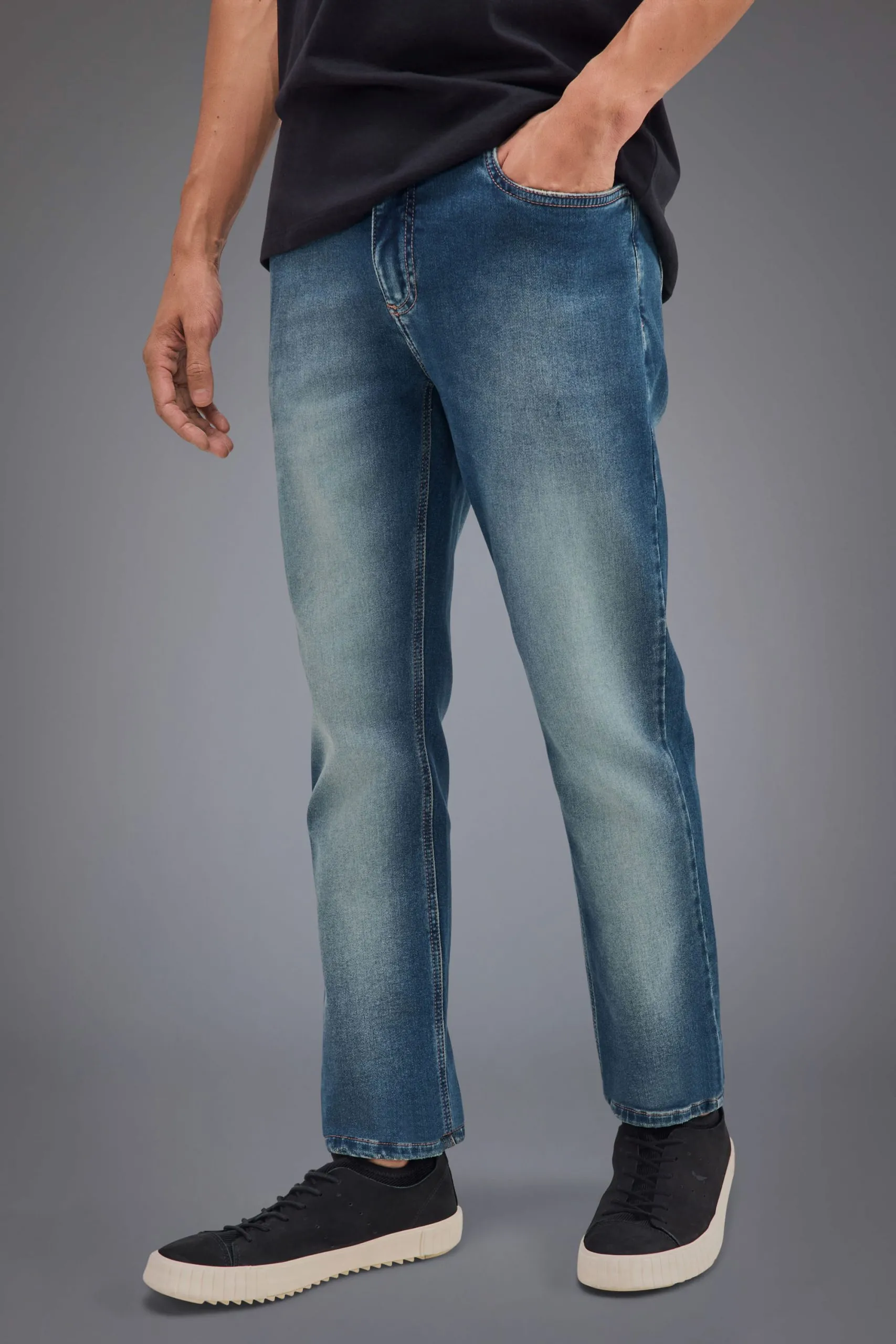 CALÇA JEANS ESTIQUE-SE VARJAO