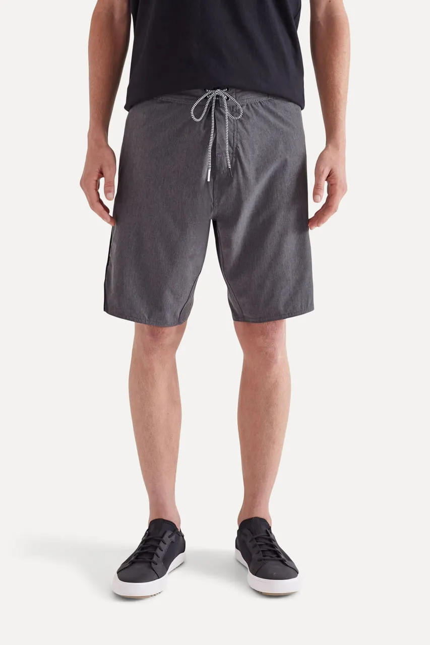 BERMUDA DE PRAIA LISA TECNO