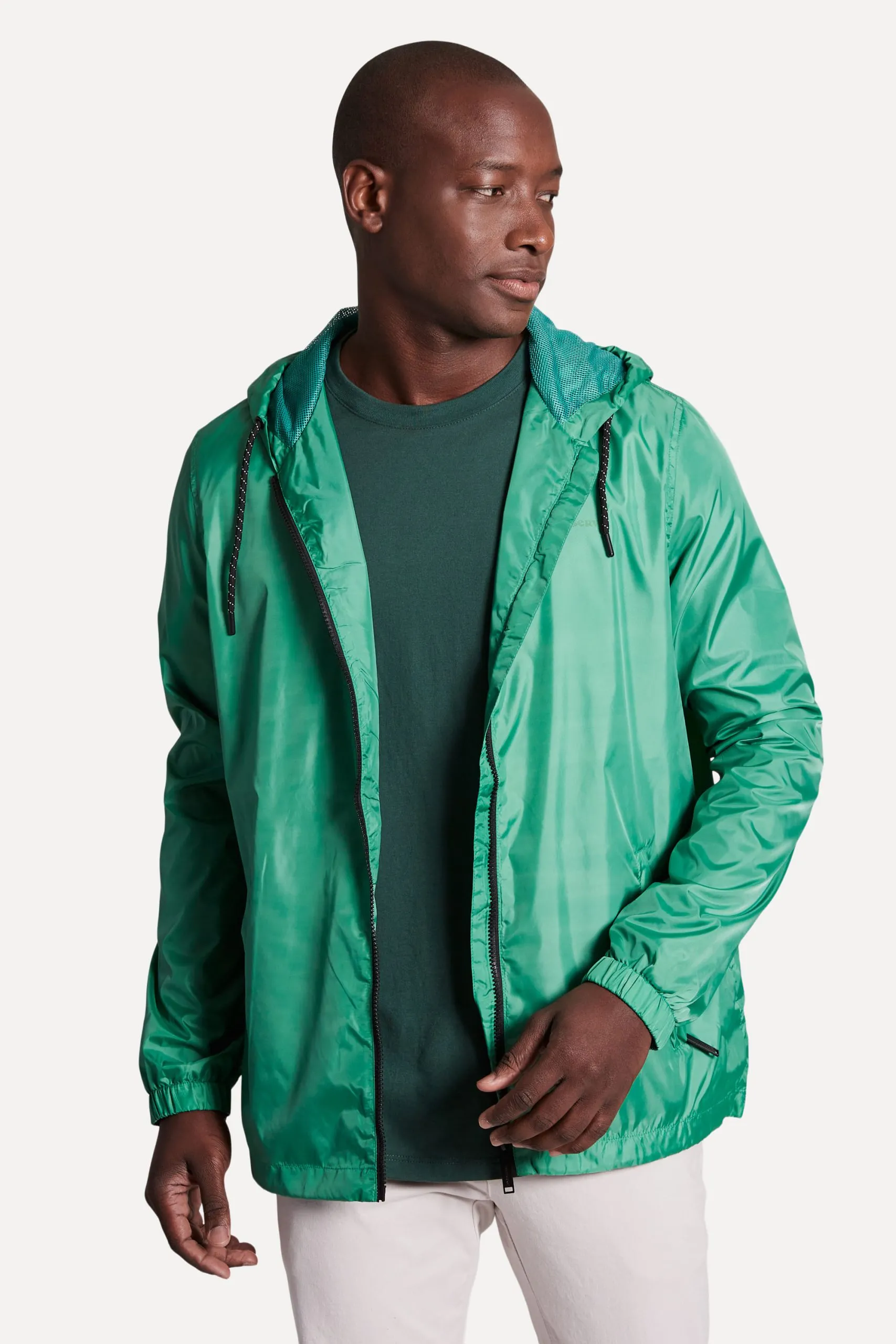 WIND BREAKER ESPORTE