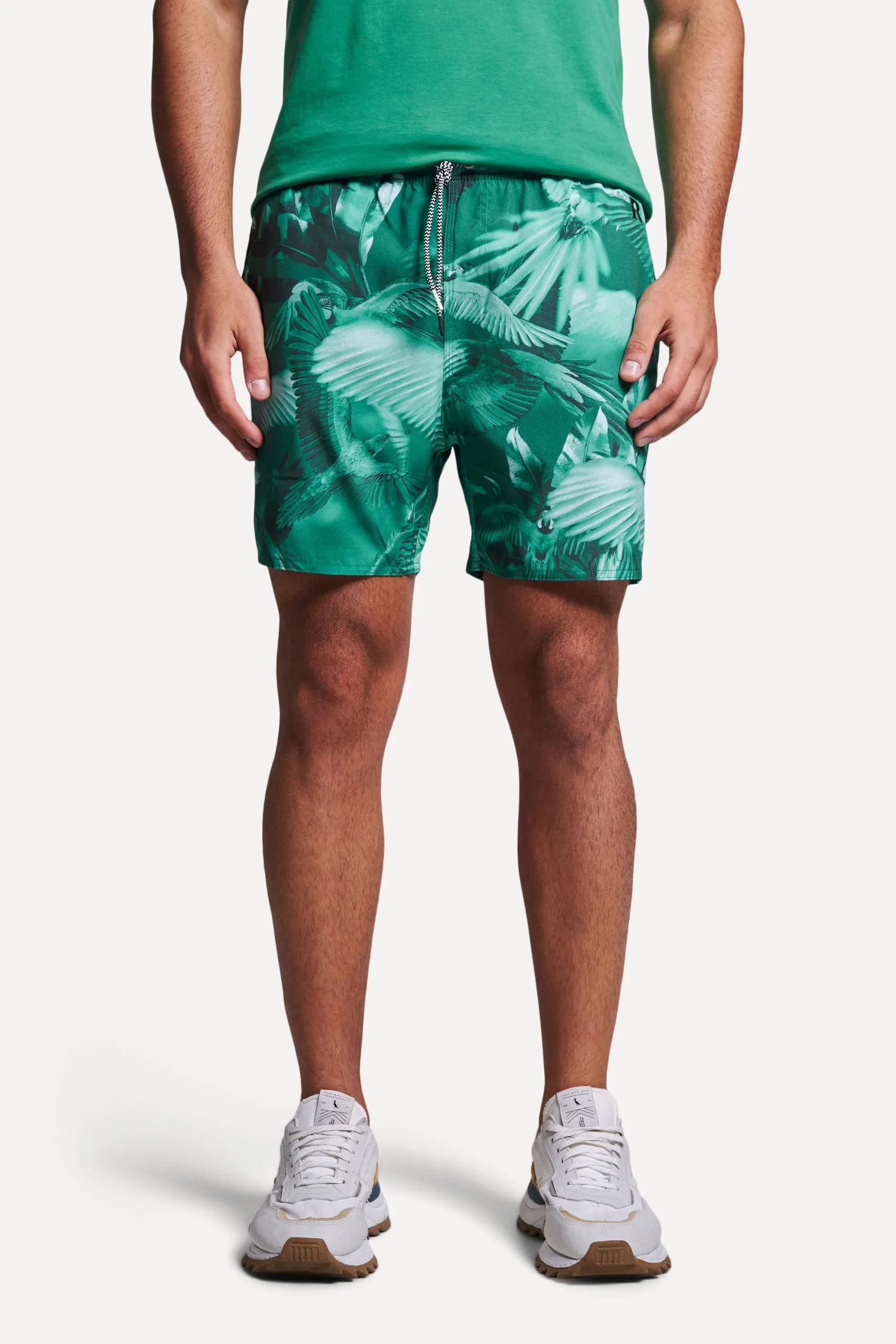 SHORT PRAIA ESTAMPADO ARARA GREEN