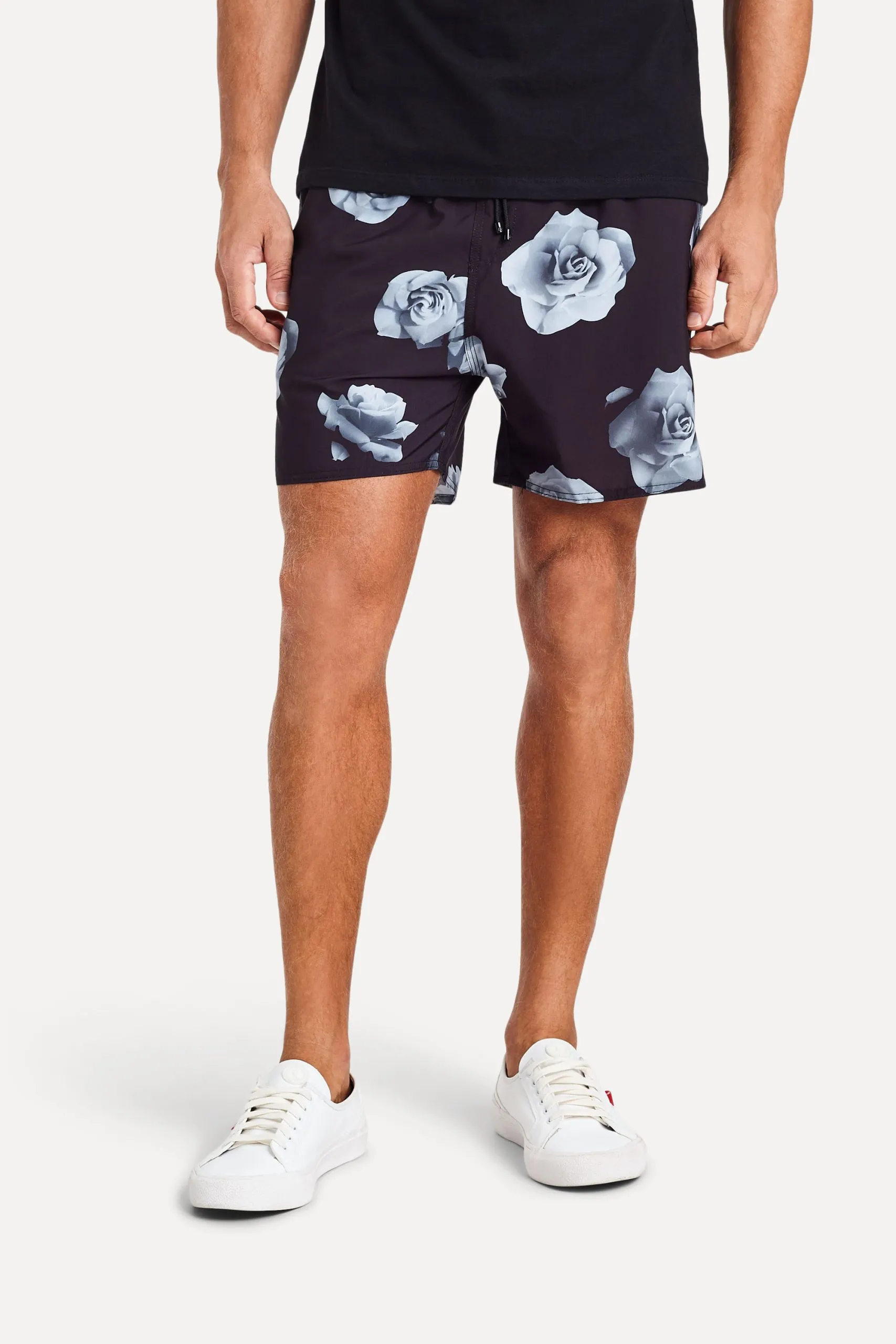 SHORT PRAIA ESTAMPADO ROSAS