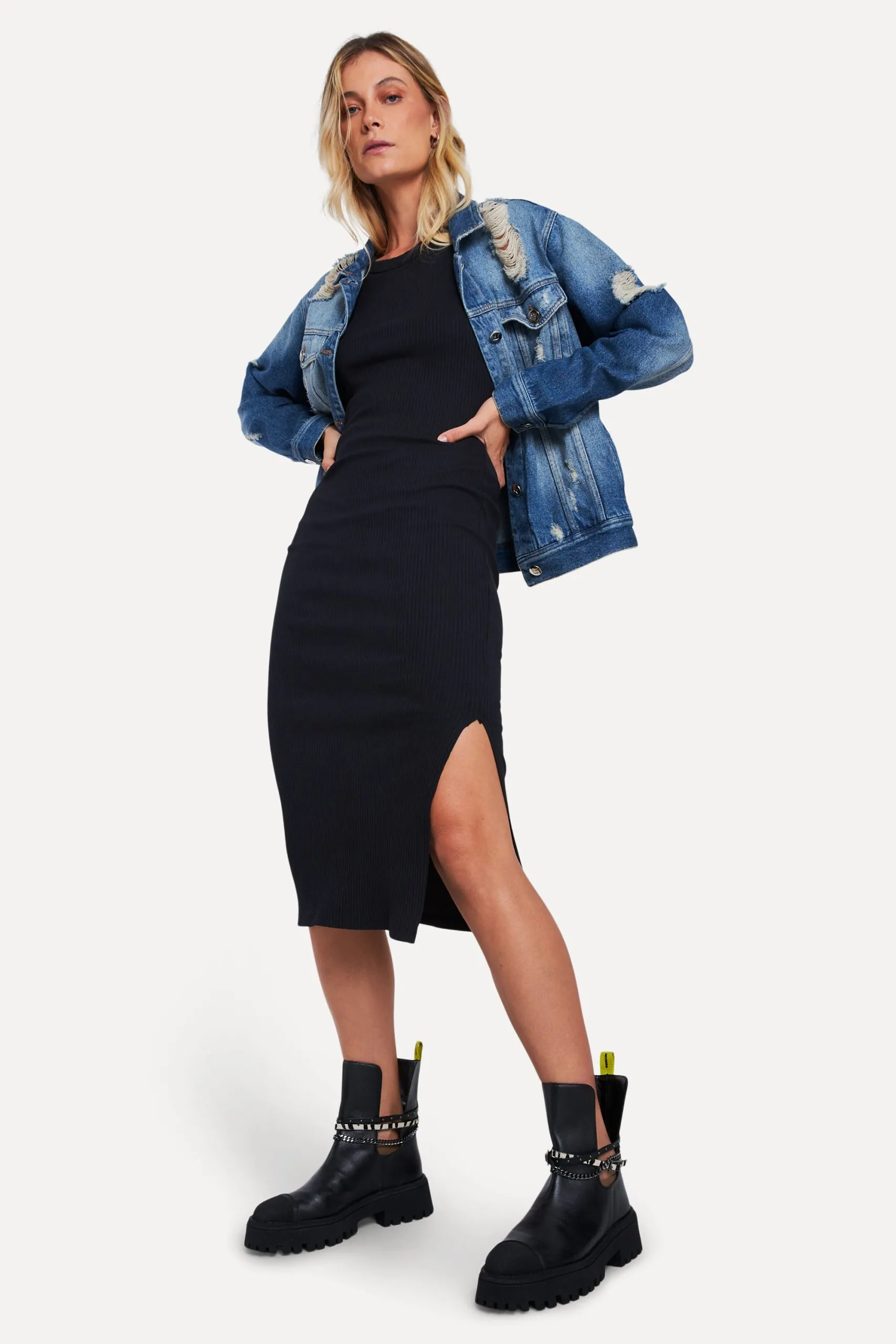 VESTIDO CANELADO MALHA BASICA