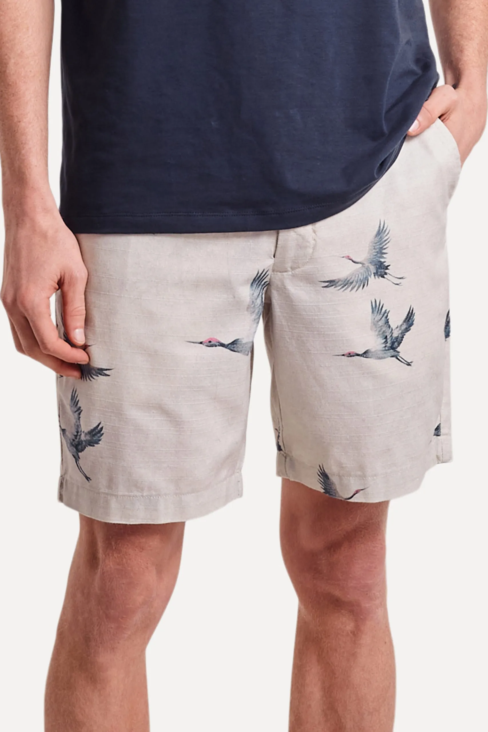 BERMUDA CASUAL ESTAMPADA GARCAS