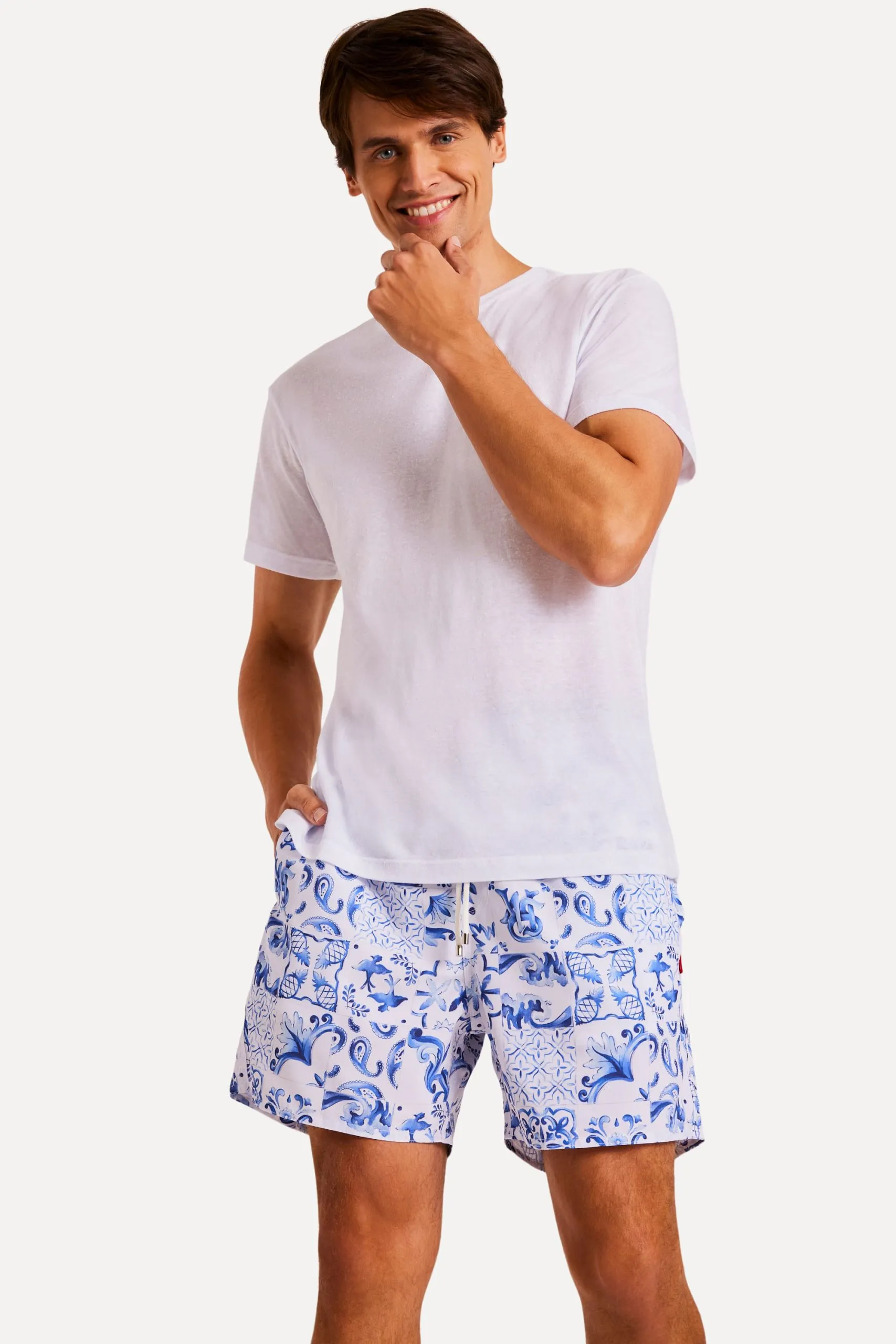 SHORT PRAIA ESTAMPADO AZULEJO TROPICAL