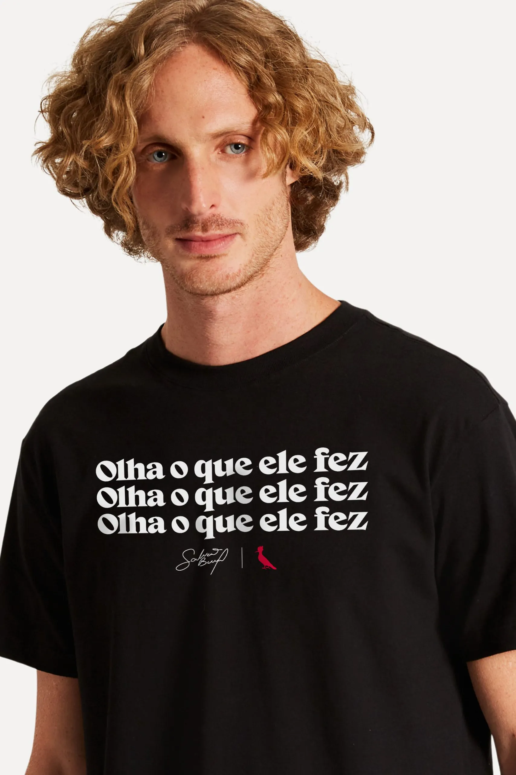 CAMISETA OLHA O QUE ELE FEZ