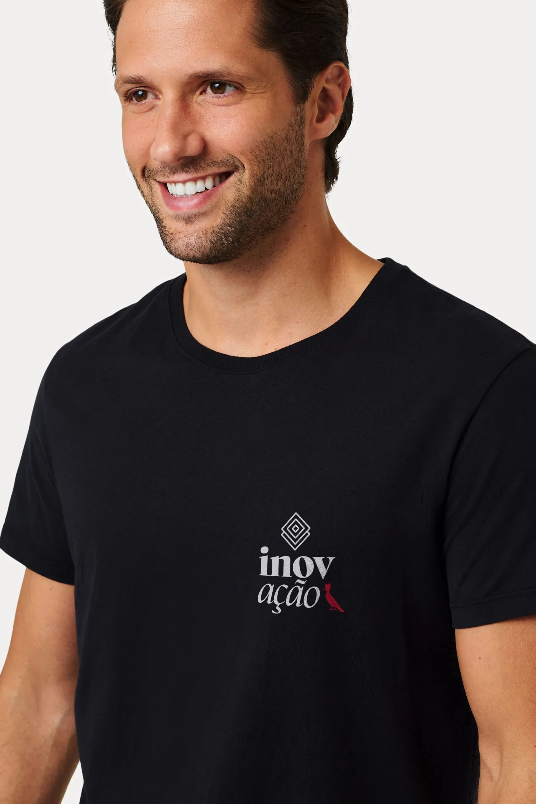 CAMISETA INOVACAO G4 ESCUDO