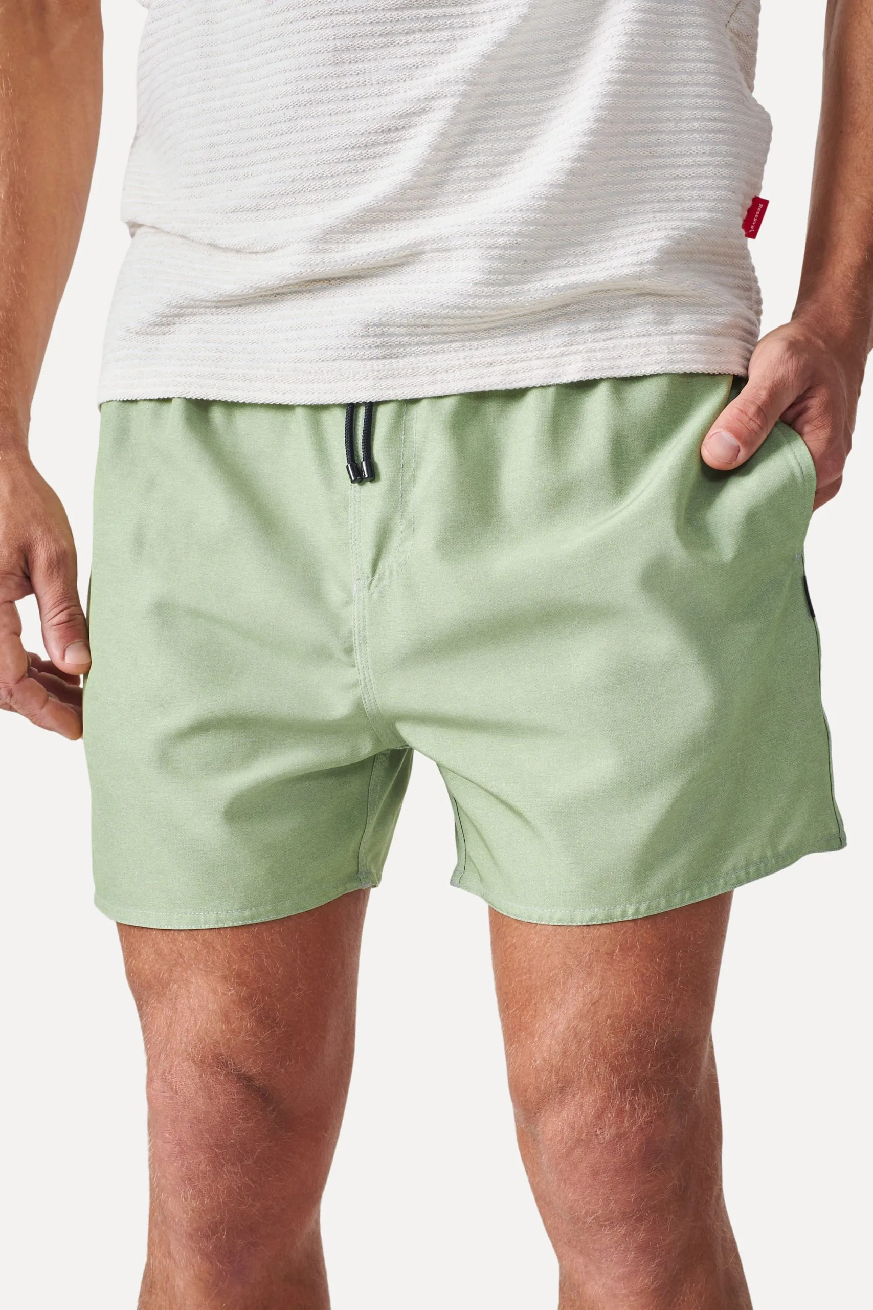 SHORT PRAIA BASICO TEXTURADO