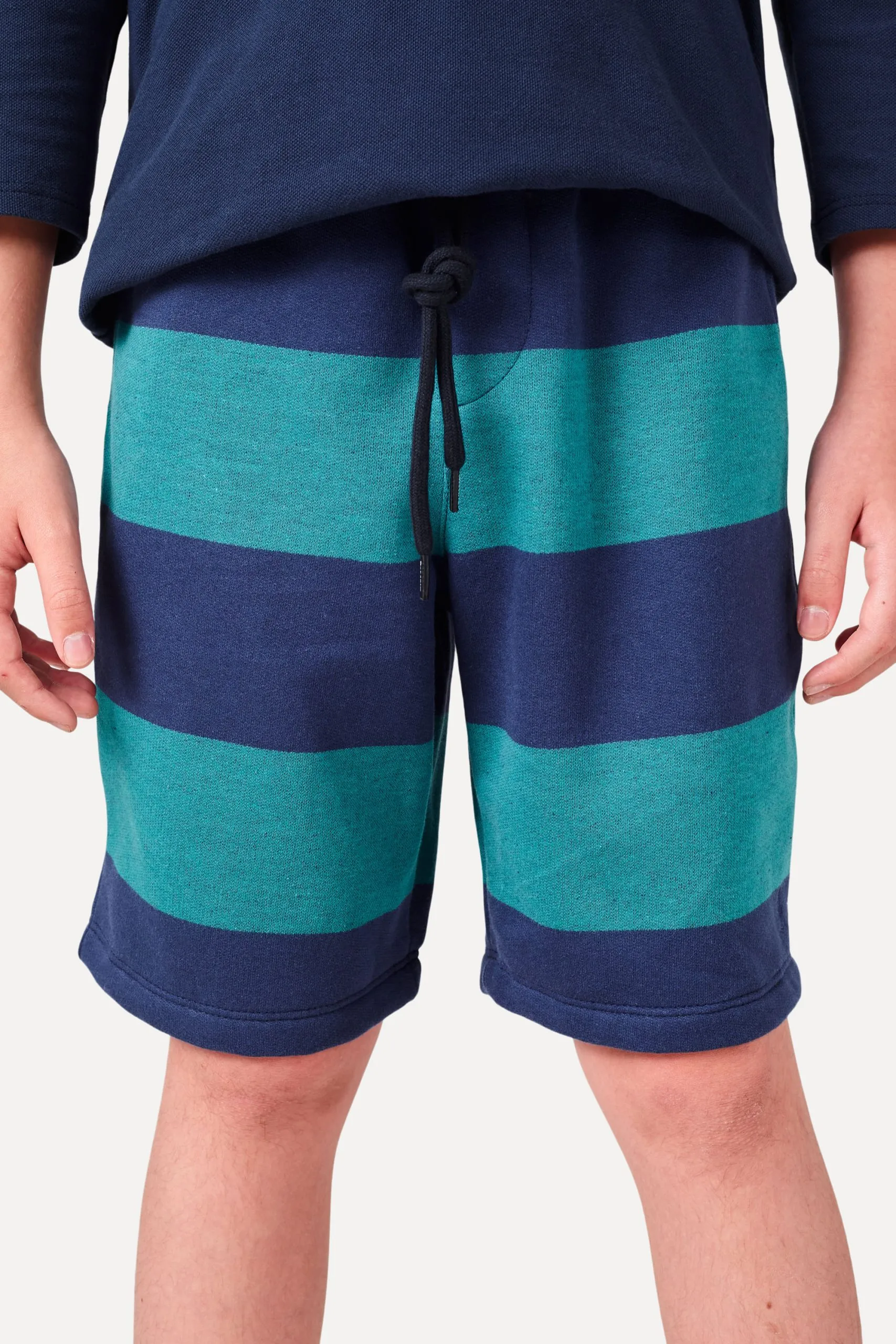 BERMUDA MINI MOLETOM LISTRA ATLHETIC