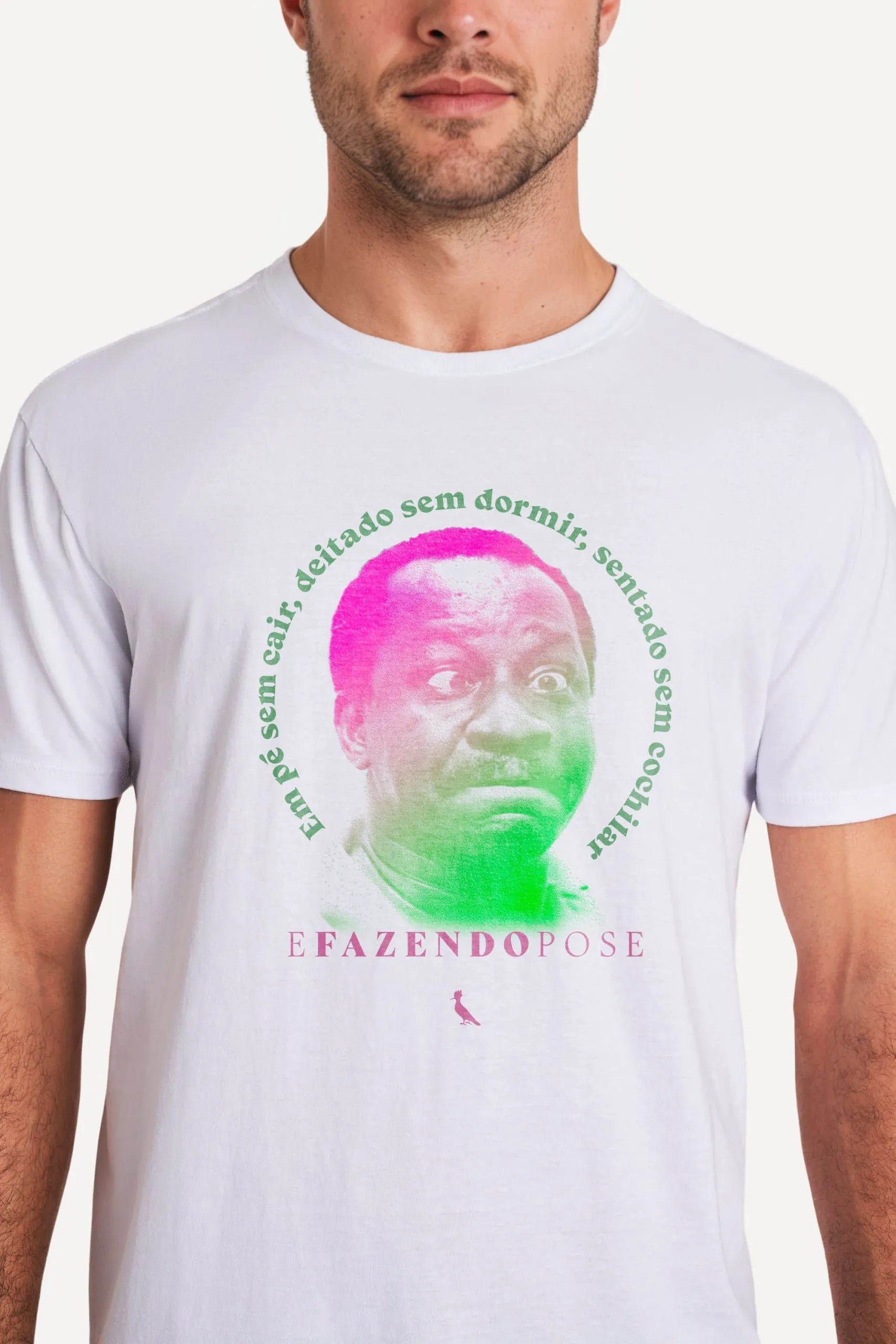 CAMISETA FAZENDO POSE MUSSUM