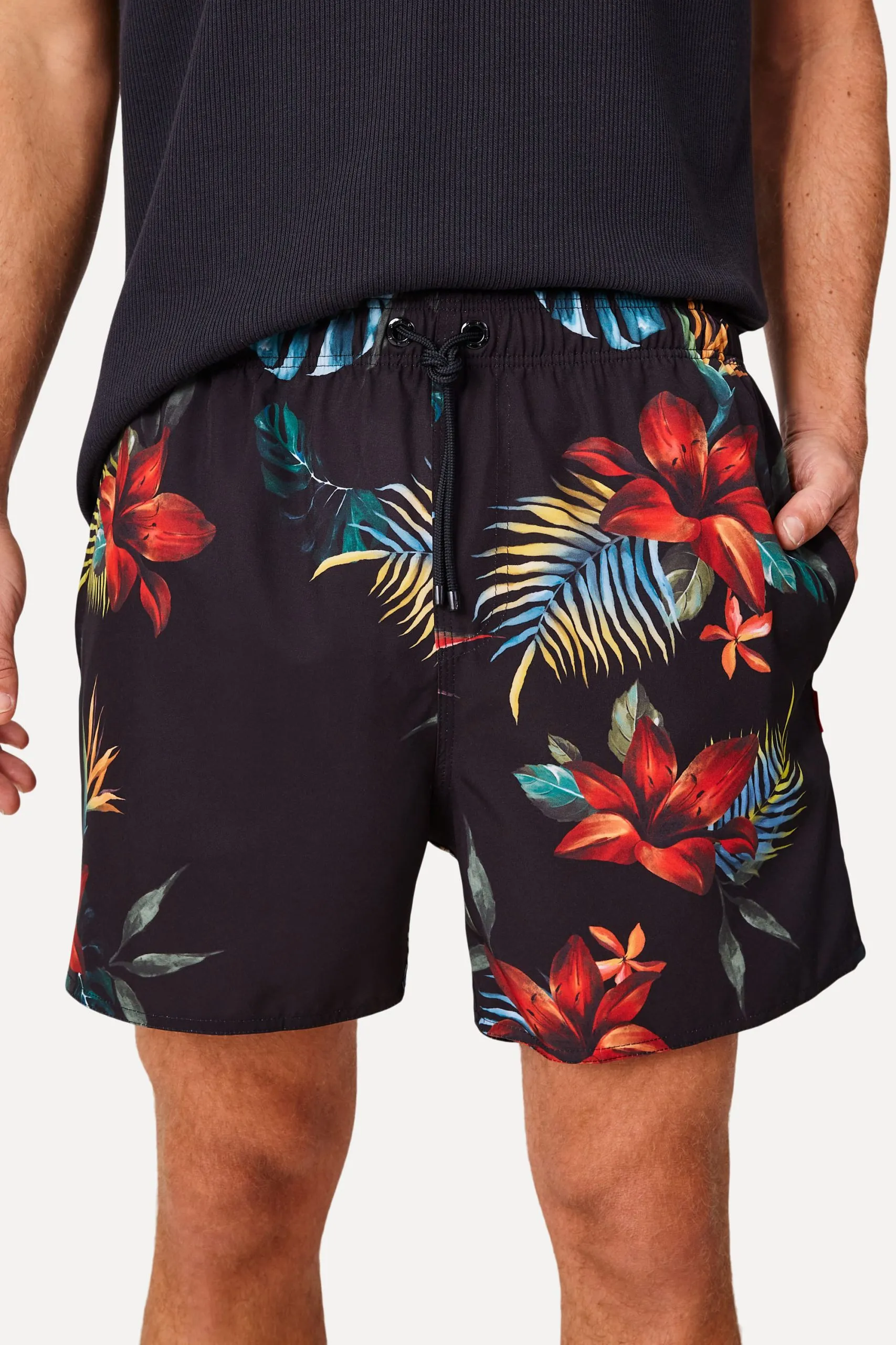 SHORT PRAIA ESTAMPADO TROPICA PRETO