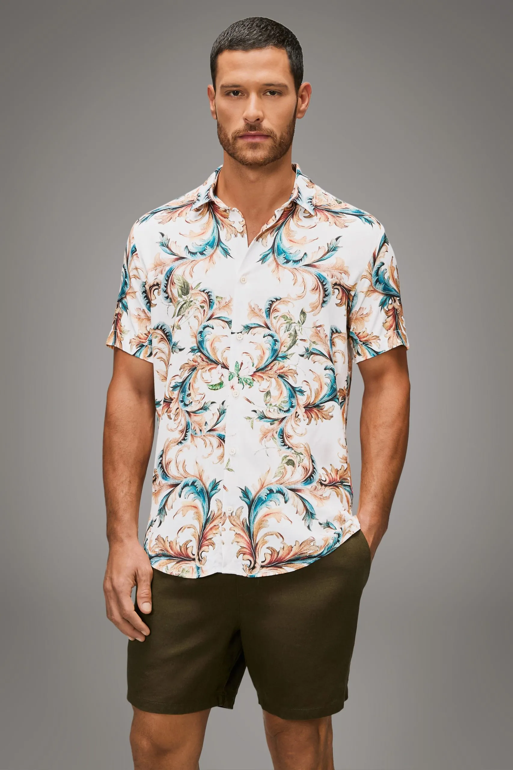 CAMISA MC ESTAMPADA ARABESCOS