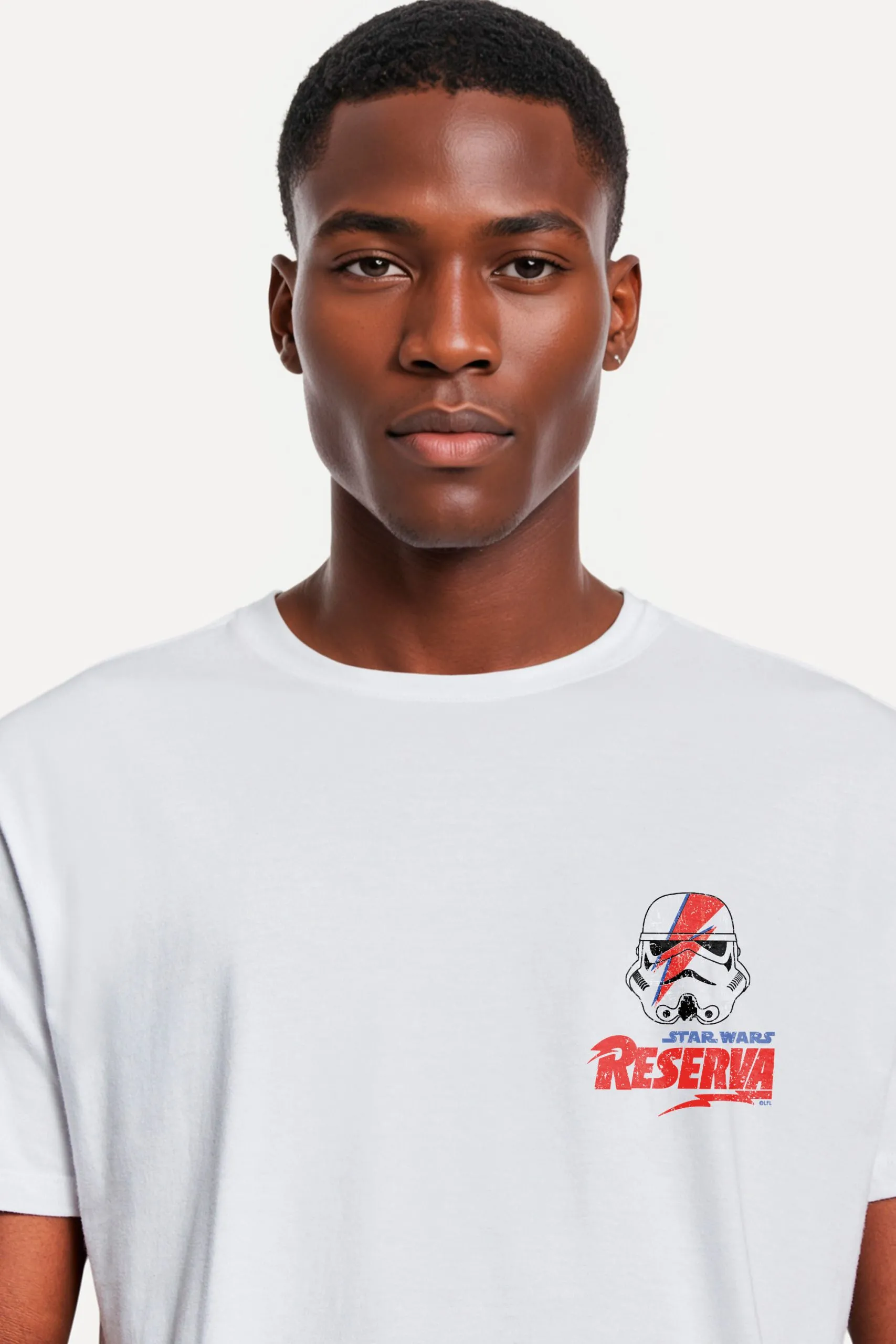 CAMISETA EST RSV STORMTROOPER ESCUDO