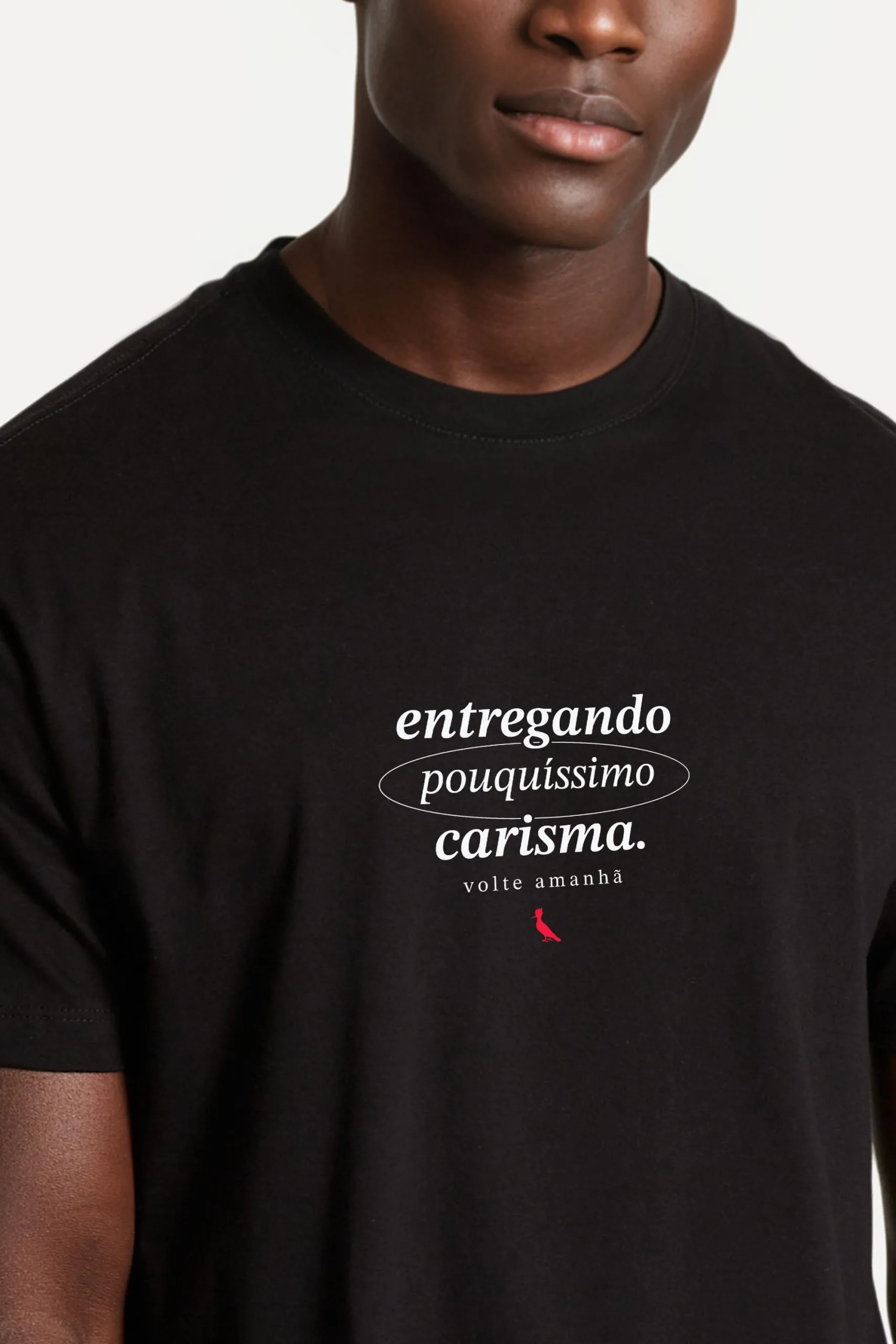 CAMISETA EST POUQUISSIMO CARISMA