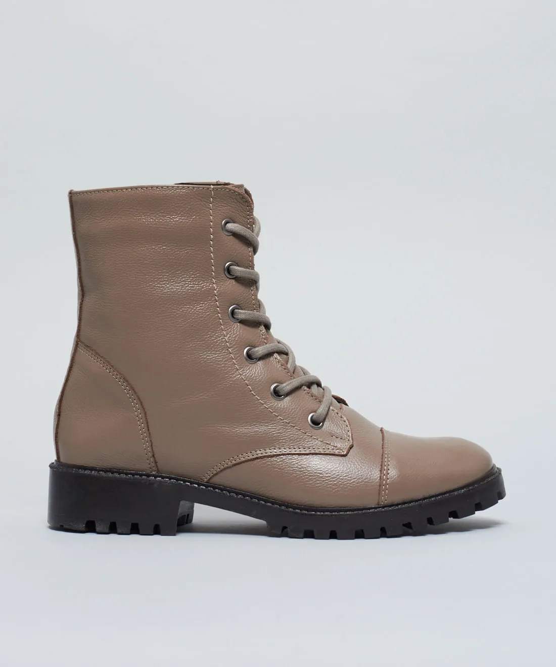 Coturno Cano Medio Tratorado - Cinza