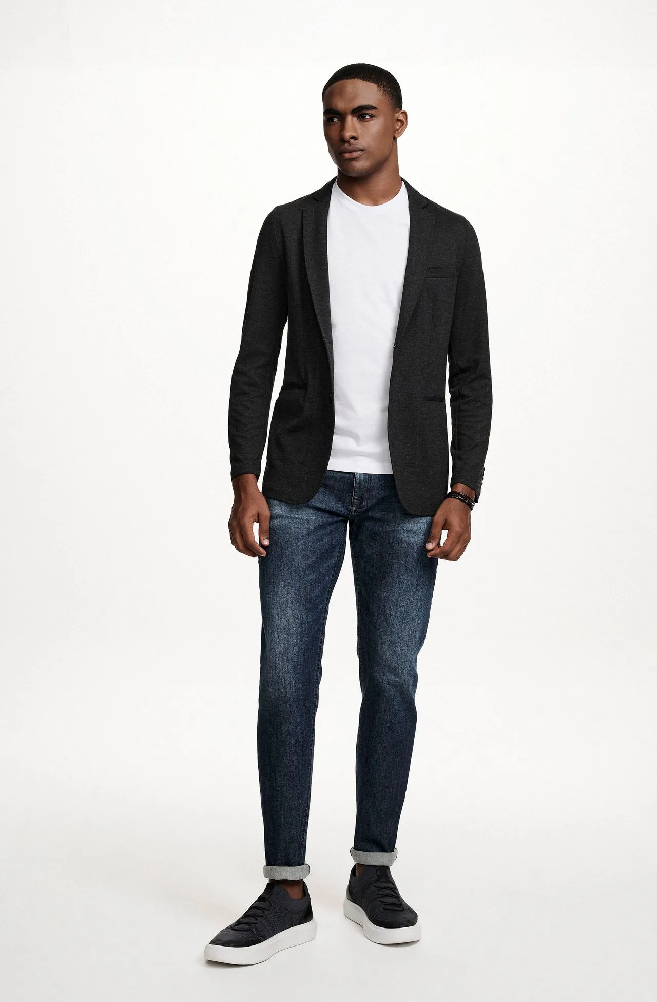 Paletó 2 Botões Em Meia Malha Cinza Grafite