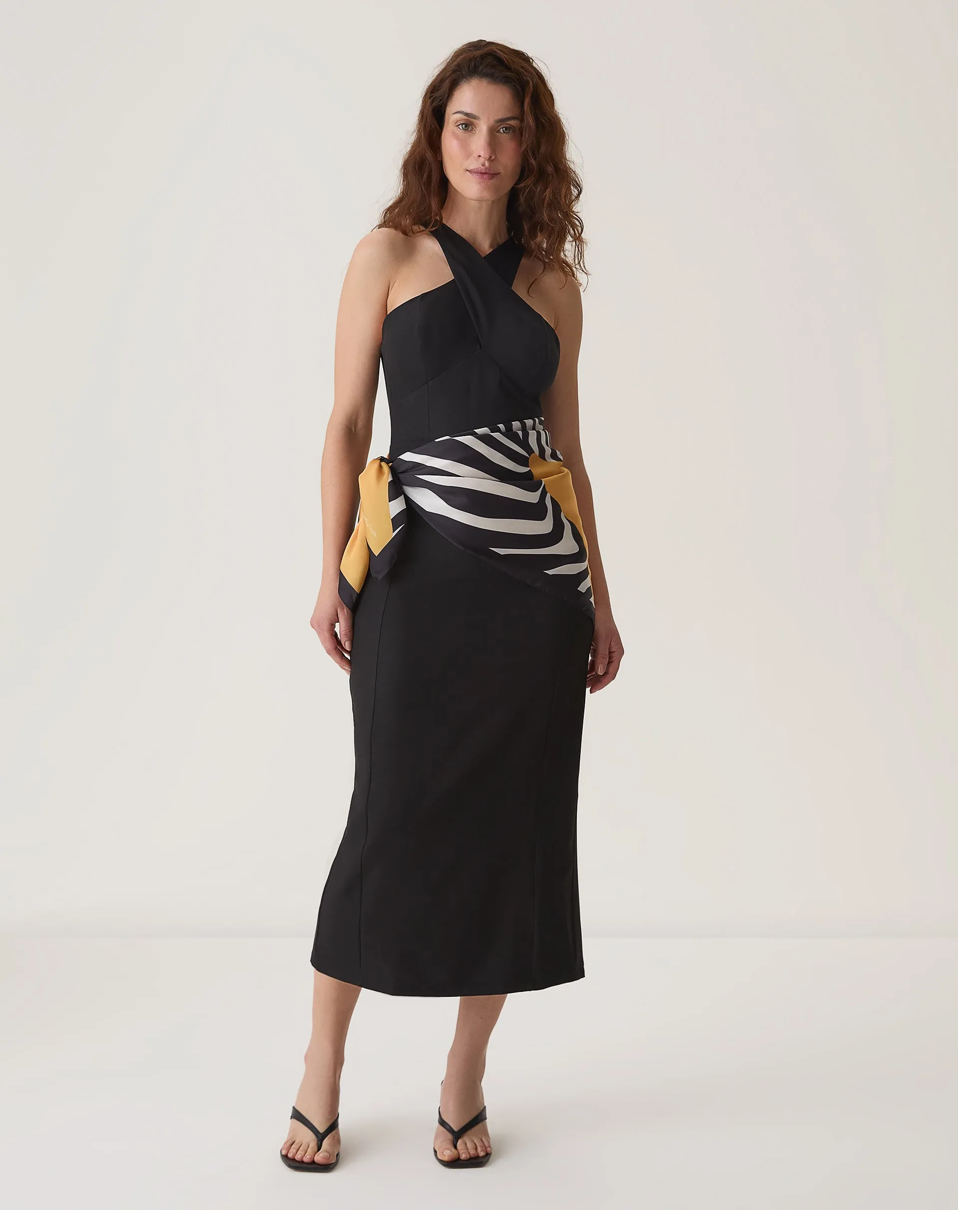 VESTIDO ALÇAS TRANSPASSADAS DE ALFAIATARIA - PRETO