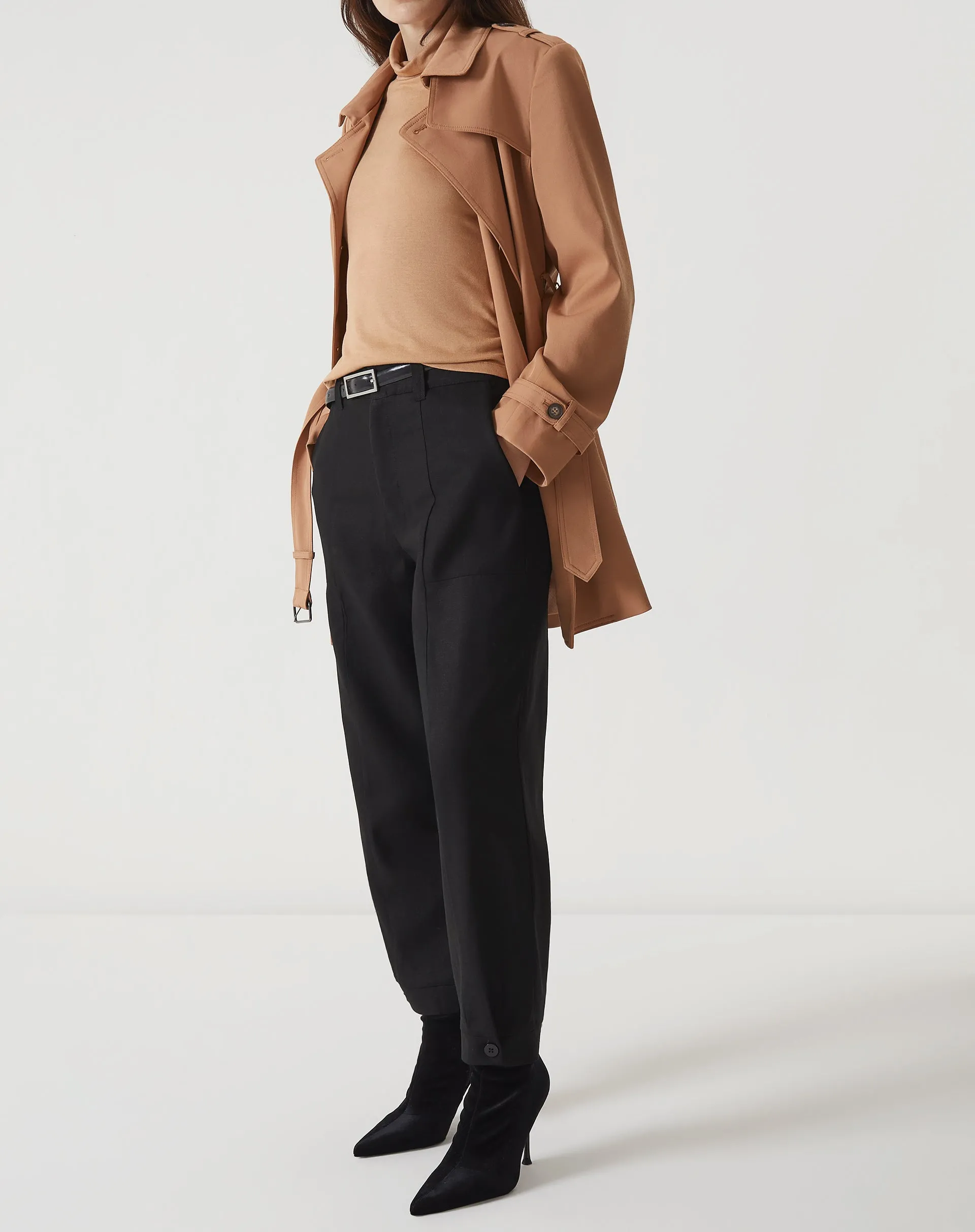 CALÇA SLIM CROPPED DE ALFAIATARIA - PRETO