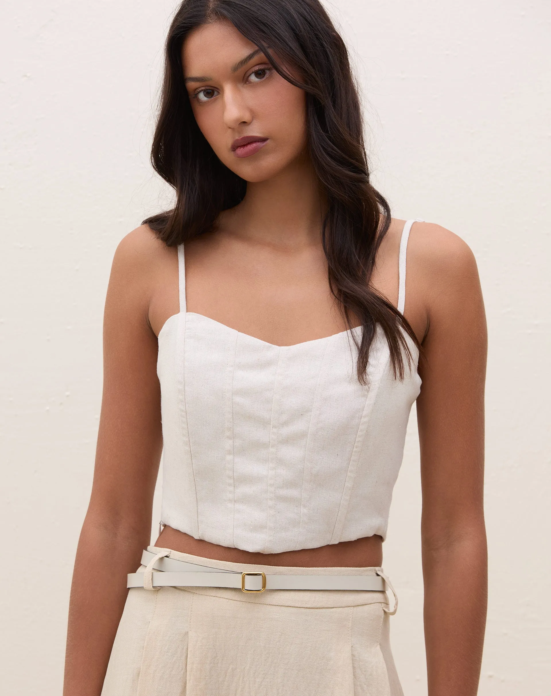 TOP DE ALCINHAS ESTRUTURADO - AREIA