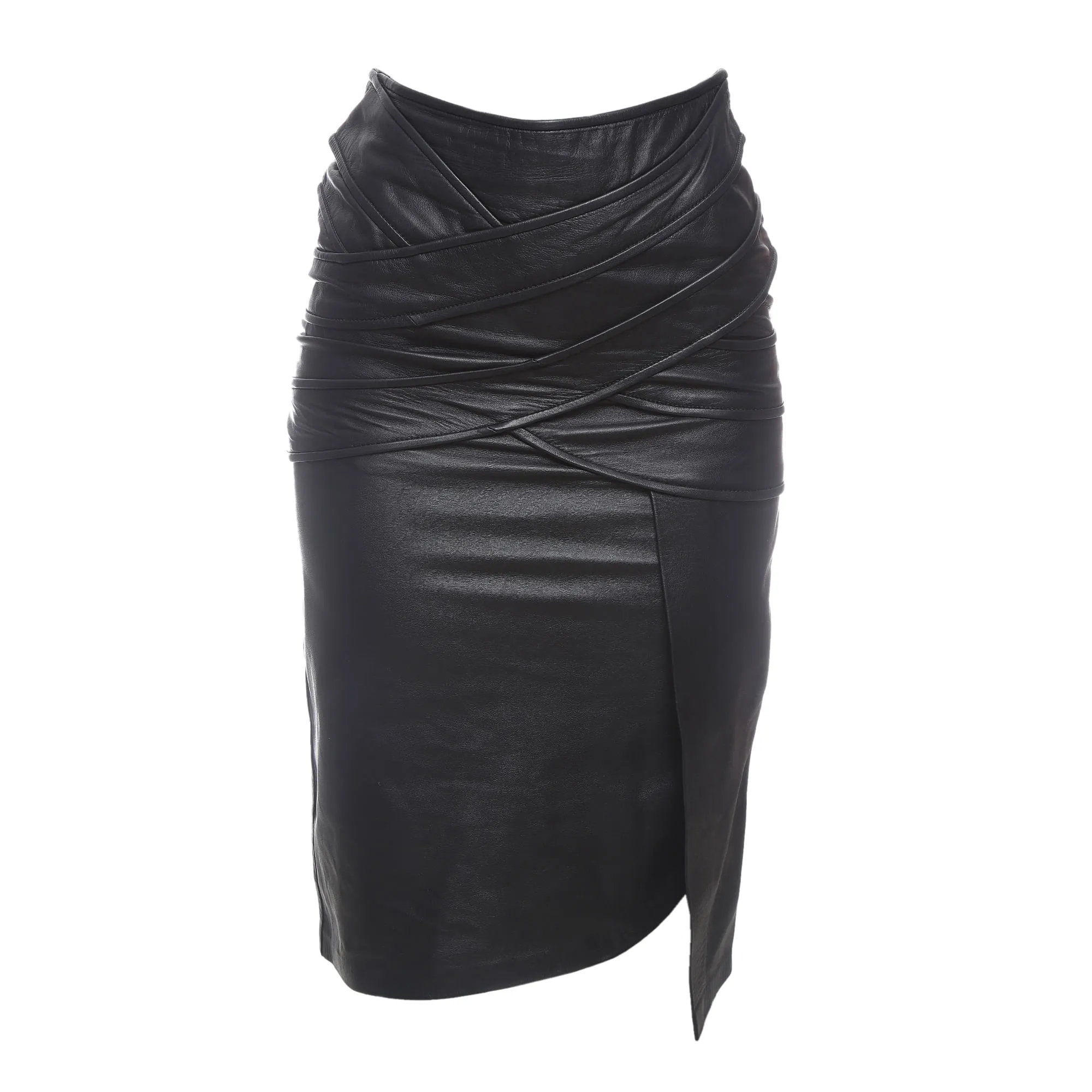 Saia Carol Bassi Couro Preta