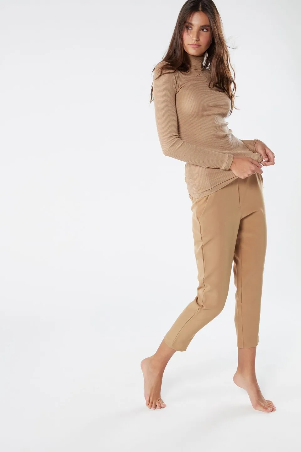 Calças Com Bolsos - Bege