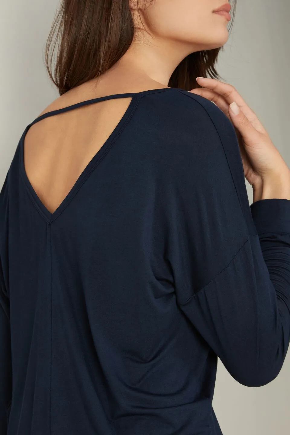 Blusa Com Decote Em v Profundo Em Modal Ultralight Com Seda - Azul