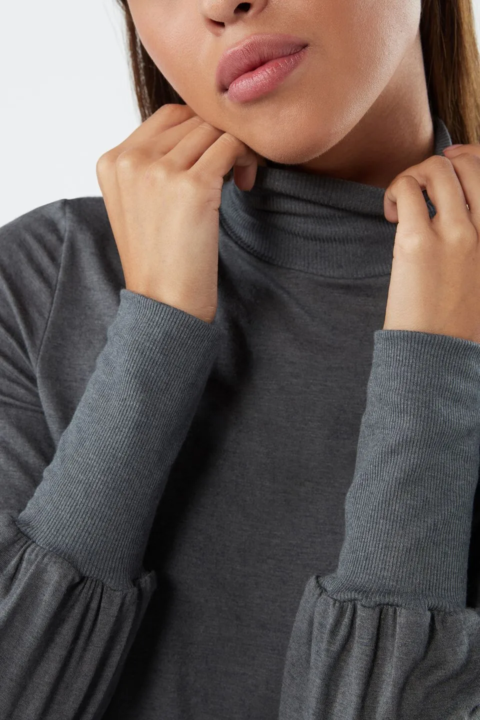 Blusa De Manga Comprida Em Cashmere e Modal Ultraleve - Cinza