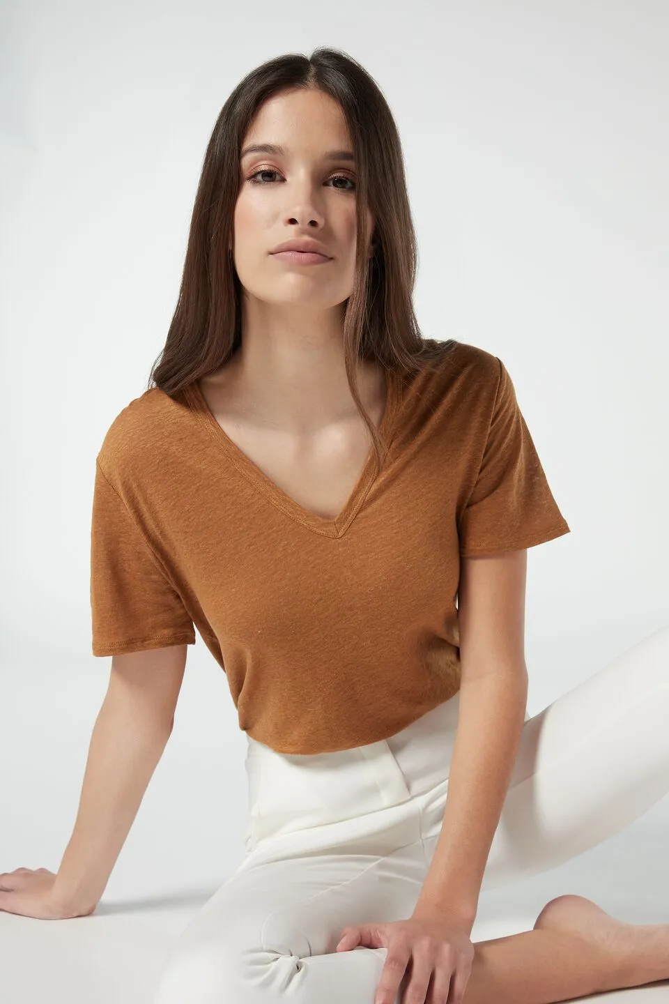 Blusa Meia Manga Decote Em v Em Linho - Marrom