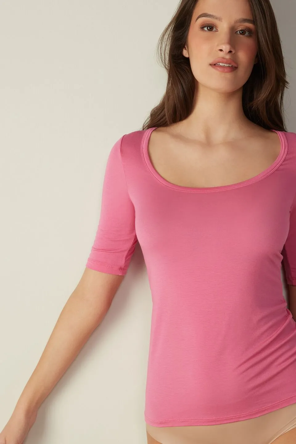Blusa De Manga Curta Em Modal Ultralight e Seda Com Decote Em u - Rosa