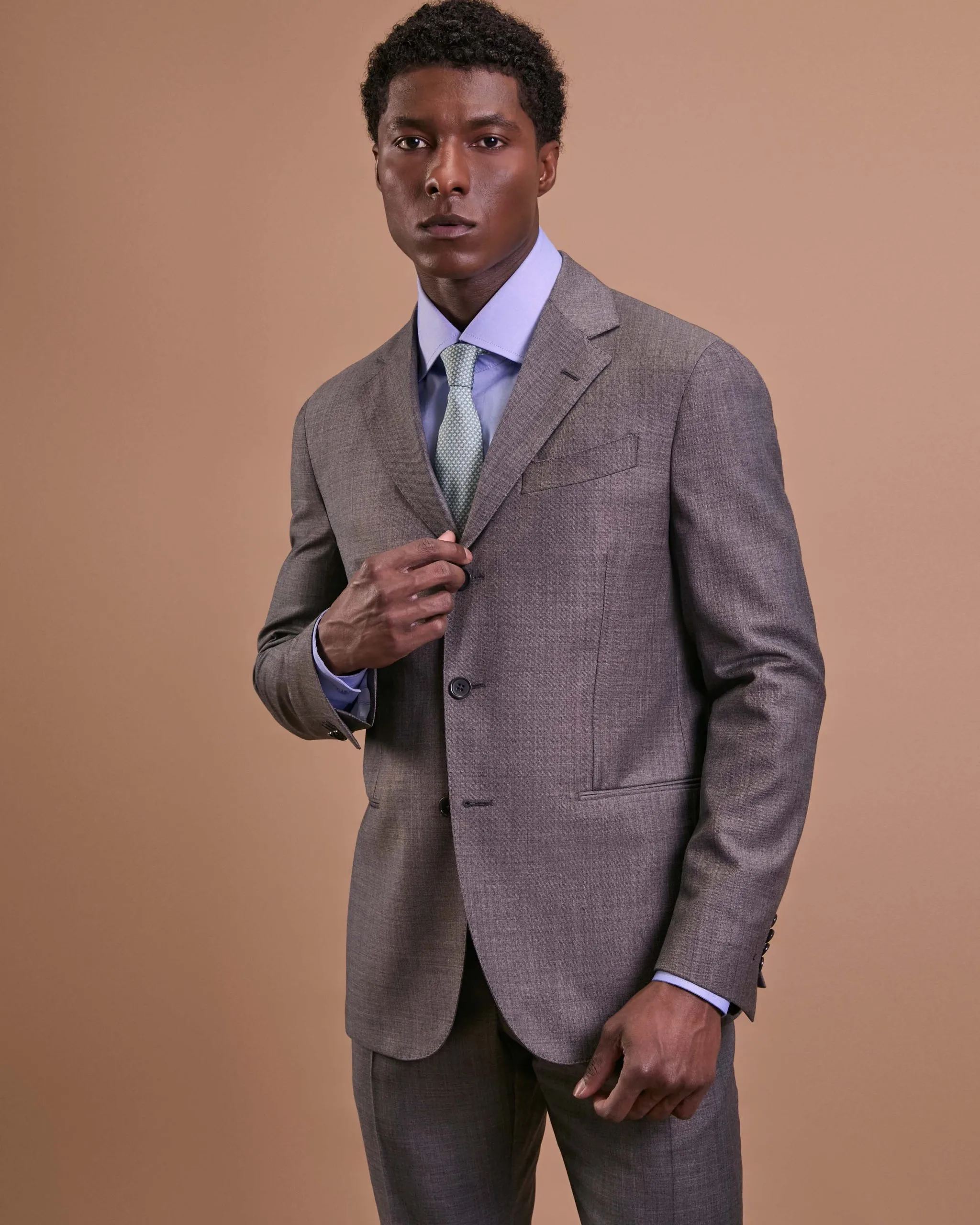 Costume Zegna 3 botões cortado a 2