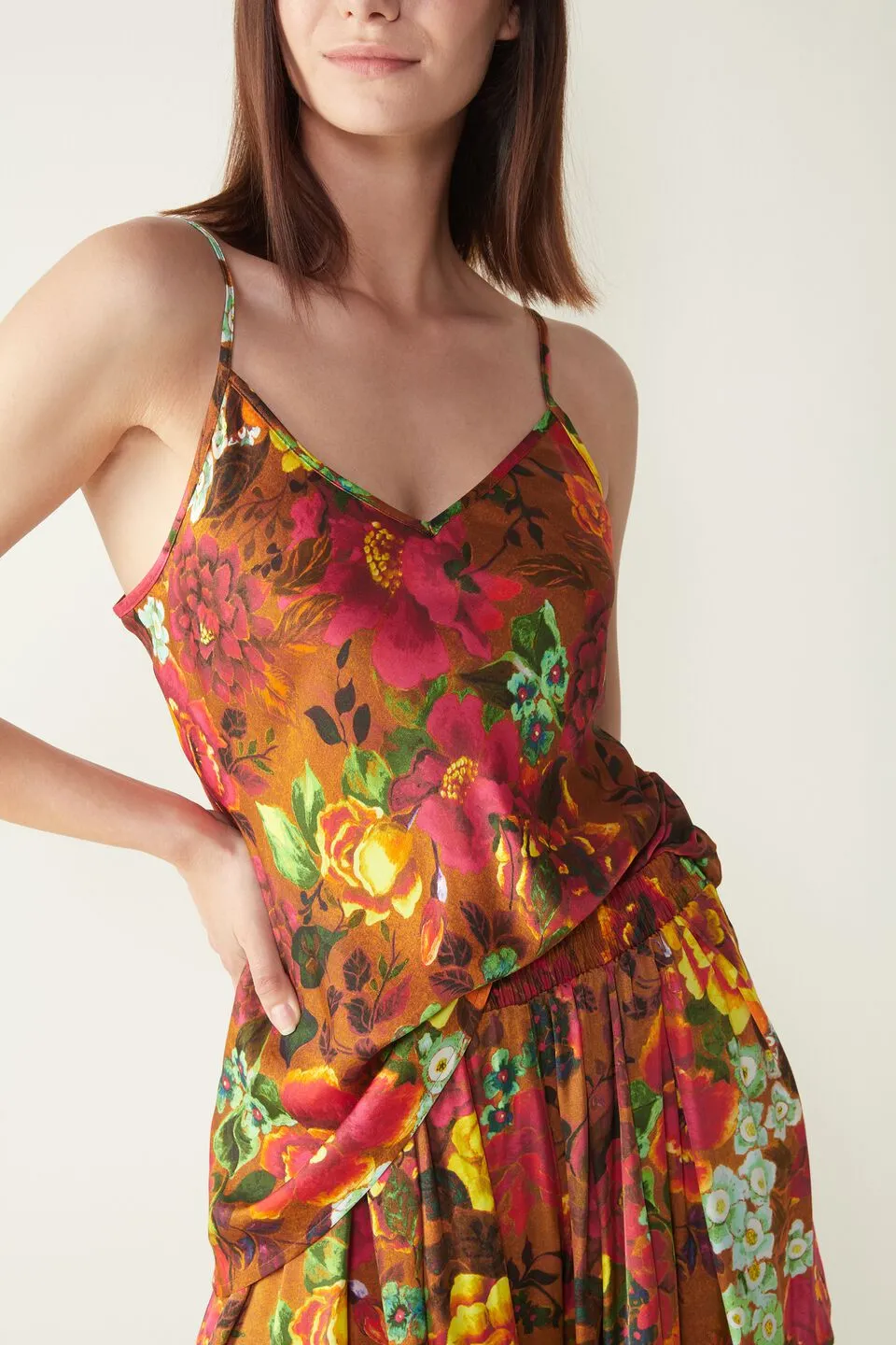 Blusa Em Cetim De Viscose Blooming Summer - Estampado