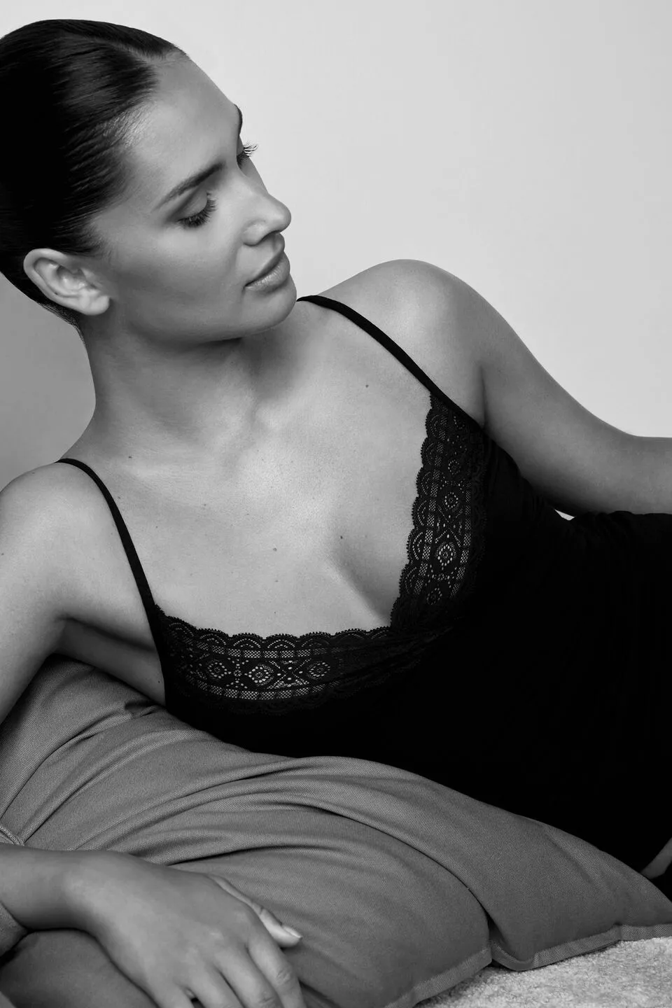 Blusa Em Micromodal Com Renda - Preto