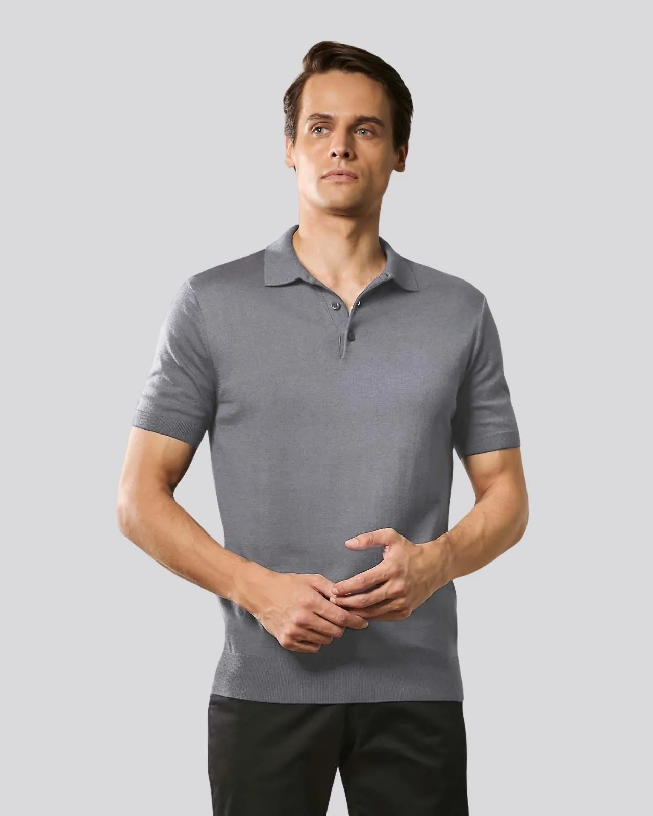 Polo tricô botões cinza