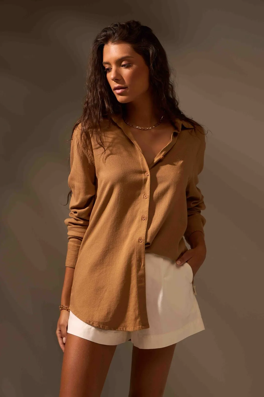 CAMISA LINHO FLOW - CAMEL