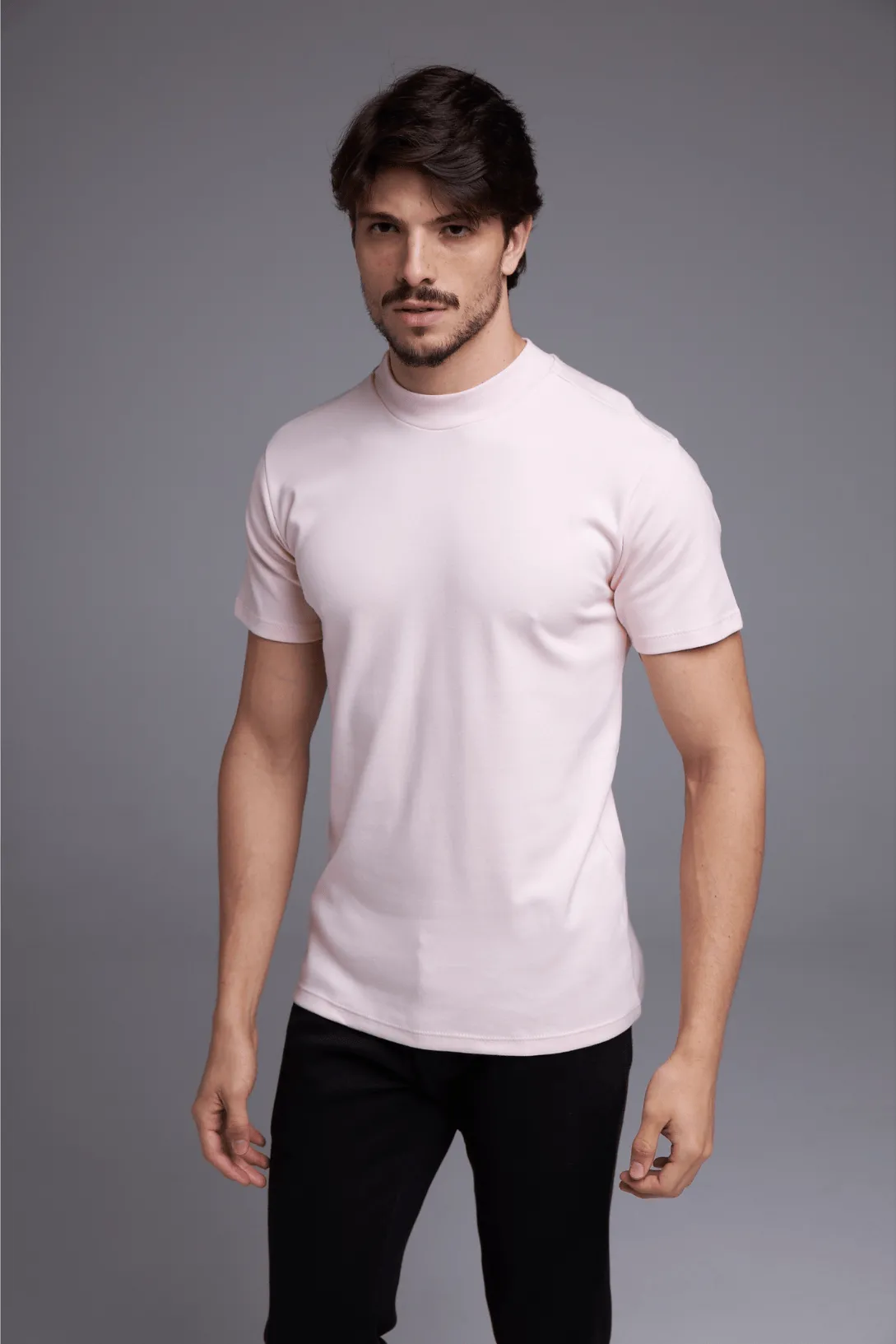 CAMISETA BÁSICA SUEDIENE GOLA ALTA - ROSA