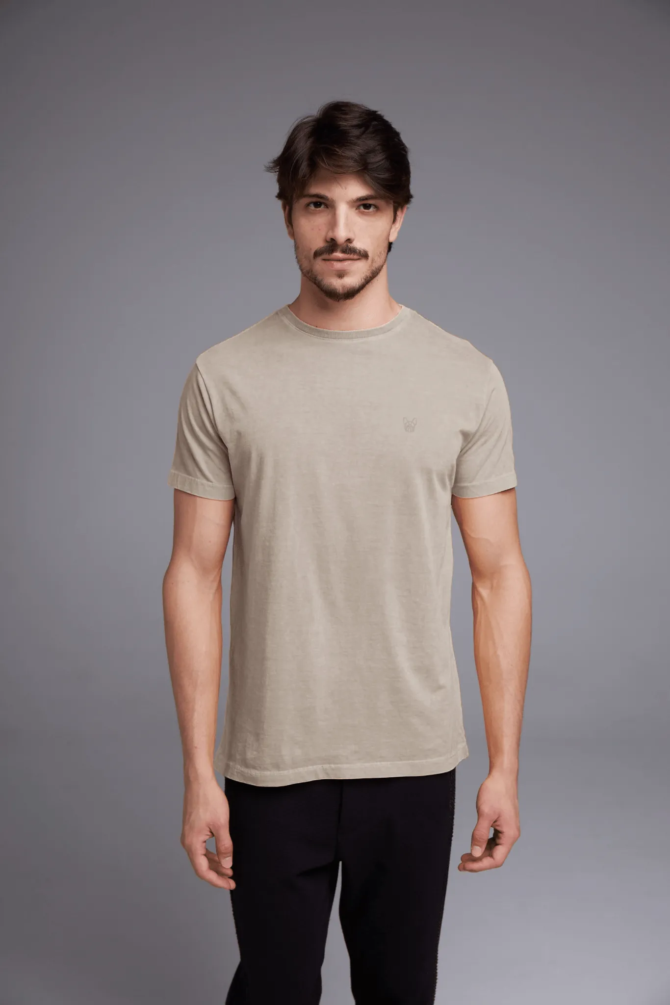 CAMISETA BÁSICA STONE - AREIA