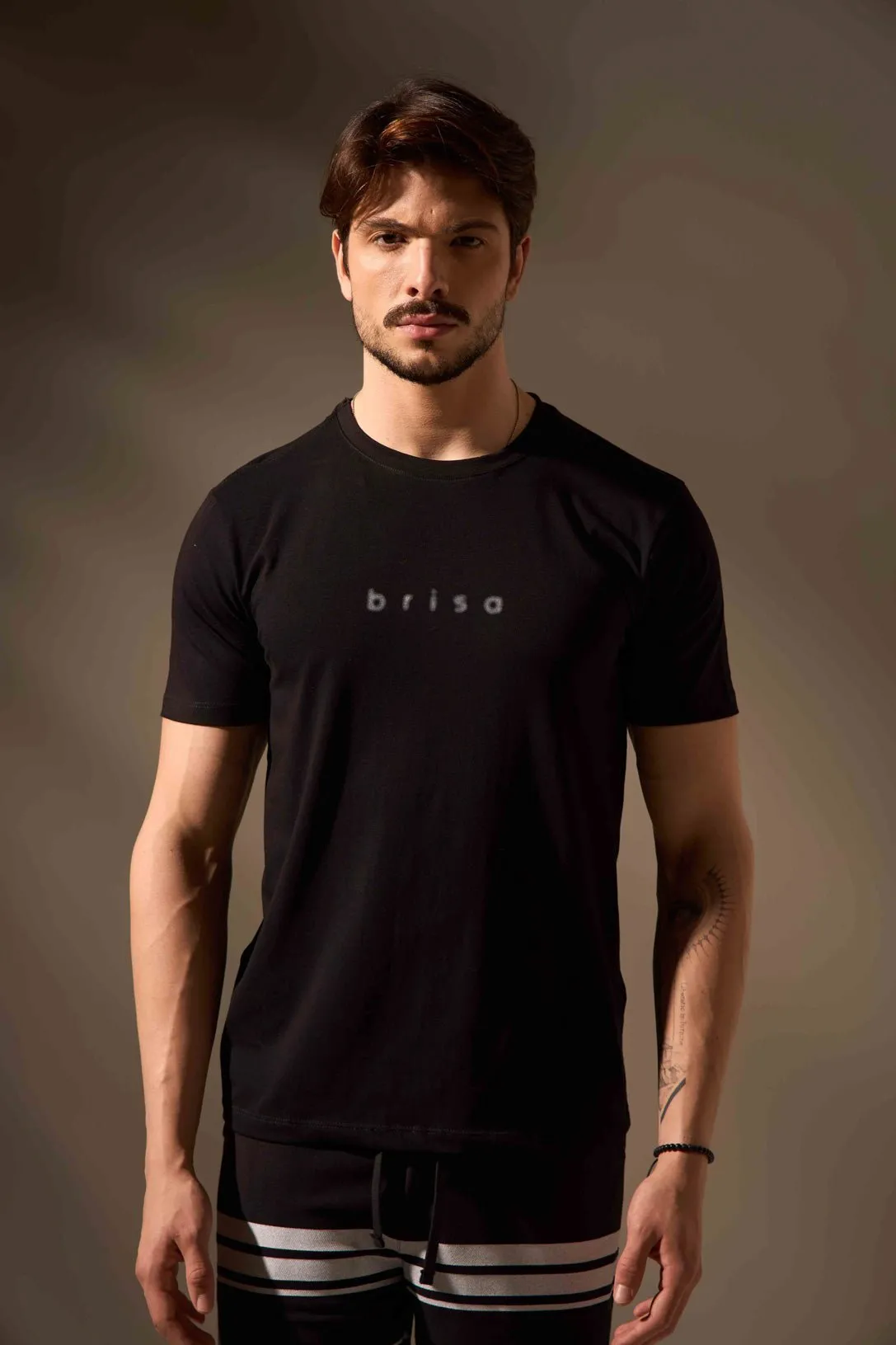 CAMISETA BRISA FLOW - PRETO