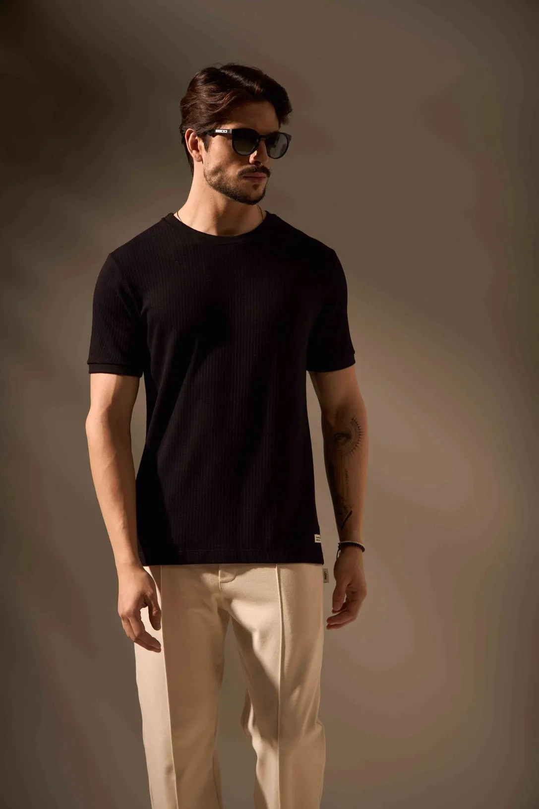 CAMISETA LEVE FLOW - PRETO