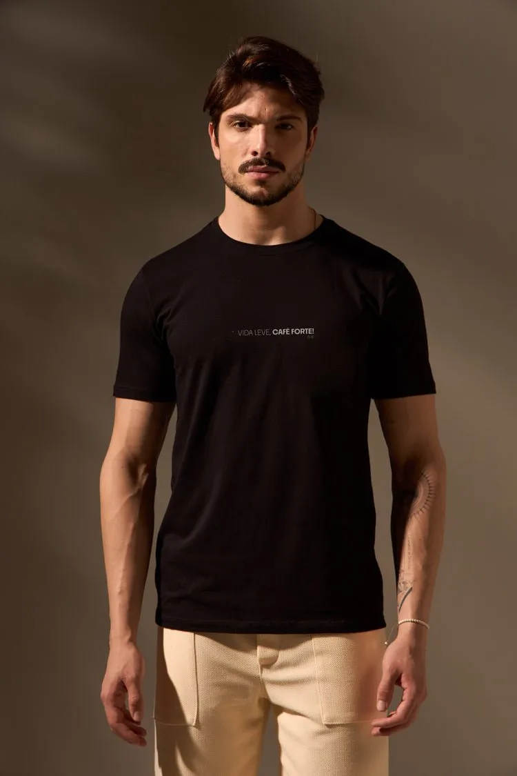 CAMISETA VIDA LEVE CAFÉ FORTE - PRETO