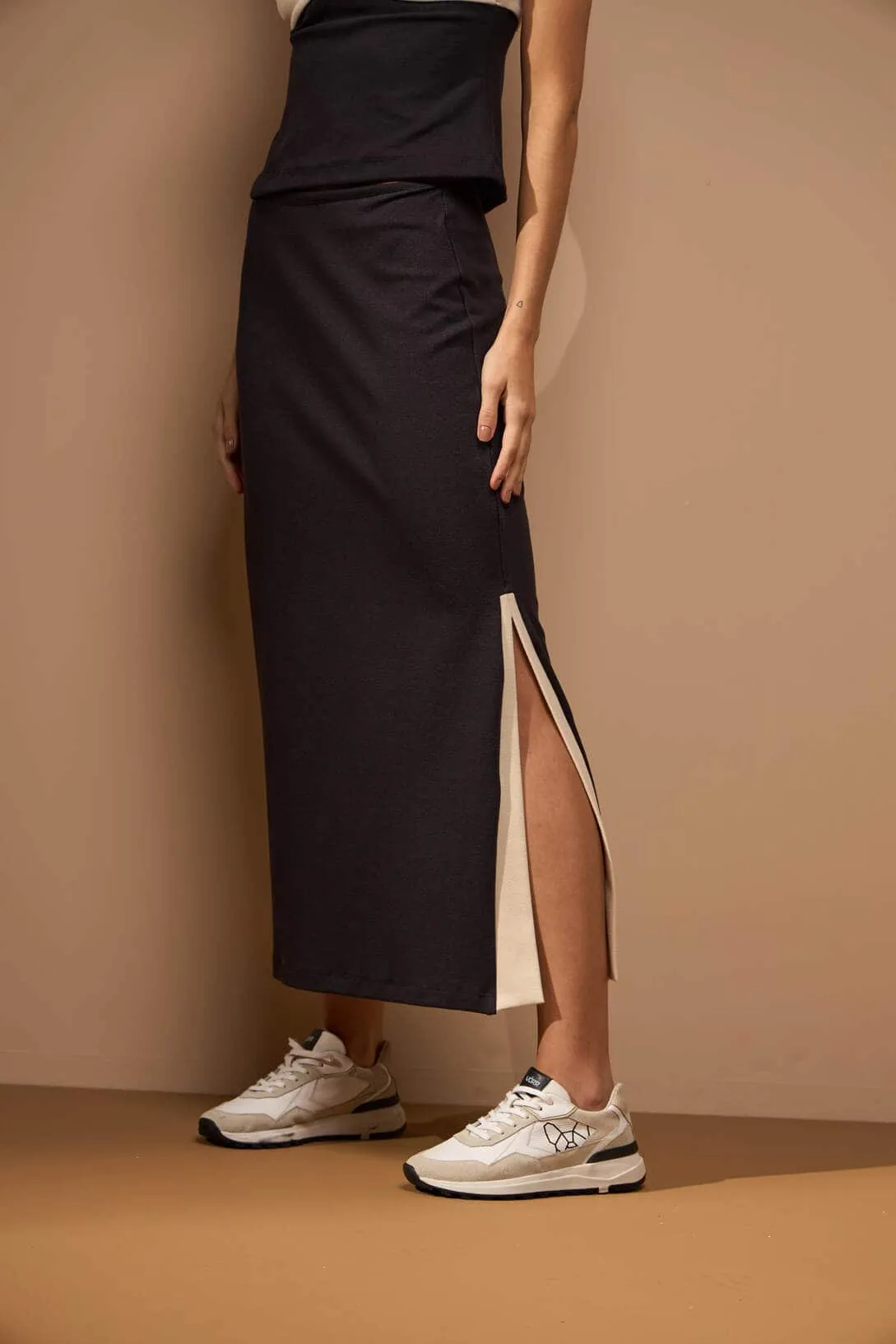 SAIA UNIÃO - PRETO COM AREIA