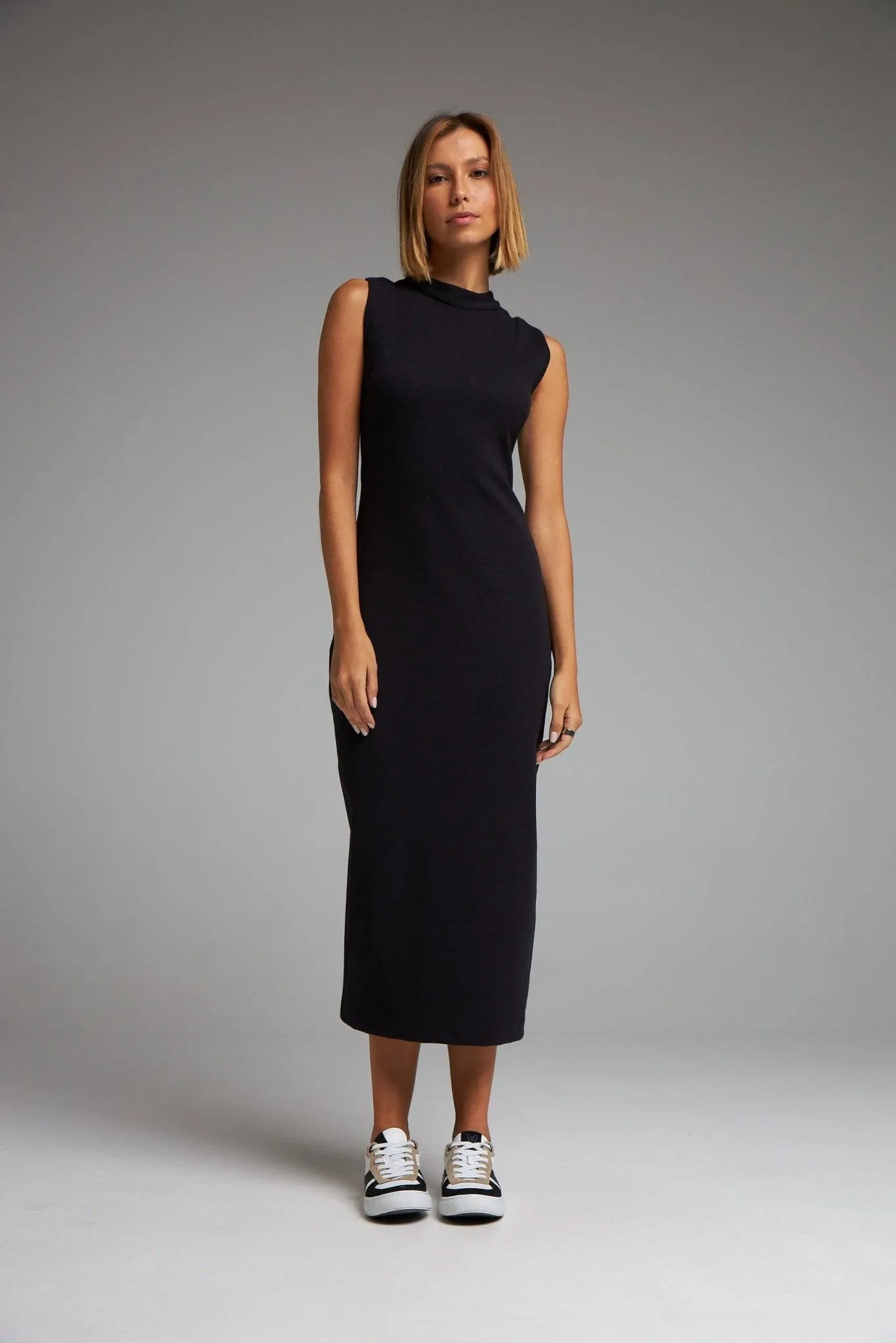 VESTIDO OÁSIS - PRETO